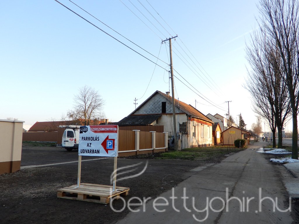 SZABÓ szerszámcentrum 34